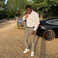 I am a professional male aged 31. I am lookin... Main Photo