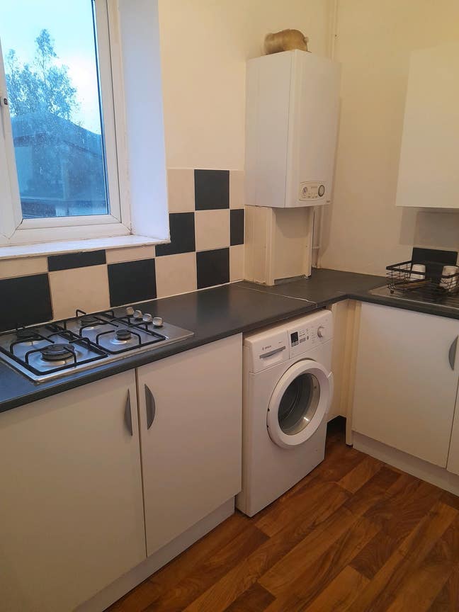 Cosy one bedroom flat with bills included Main Photo
