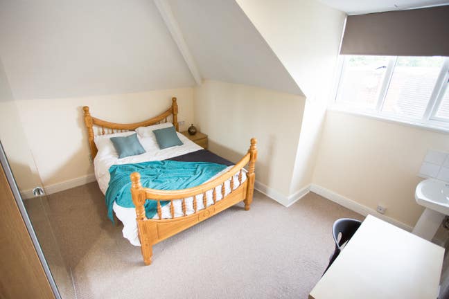 Beautiful room  in Friendly House Main Photo