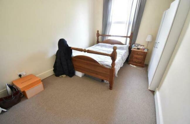 Double Bedrooms Available in BS2 Main Photo