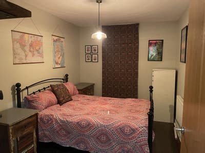 Lovely furnished double bedroom with own bathroom  Main Photo
