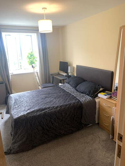 Lovely Room available in 2 Bed Flat Main Photo