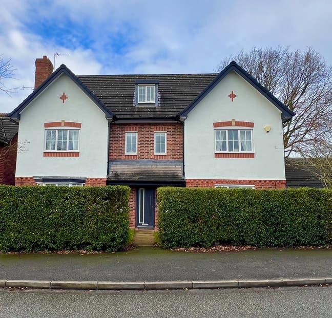 Executive Country House looking for lodger Main Photo