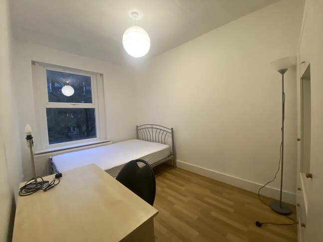 Spacious Double Room in Camden Town Main Photo