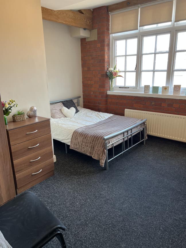 City Centre Apartment, individual rooms to let. Main Photo