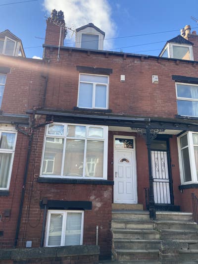 Last double room available all bills included! Main Photo