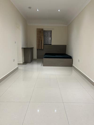 Newly Renovated Double En-Suite Room Main Photo