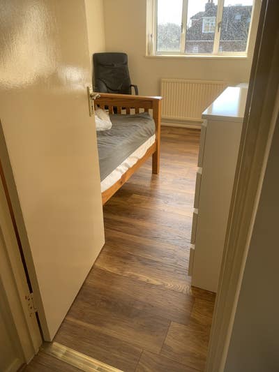 Room in Acton Main Photo