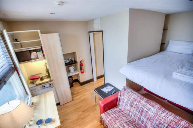 Studio in Notting Hill !  Bills Included ! Main Photo