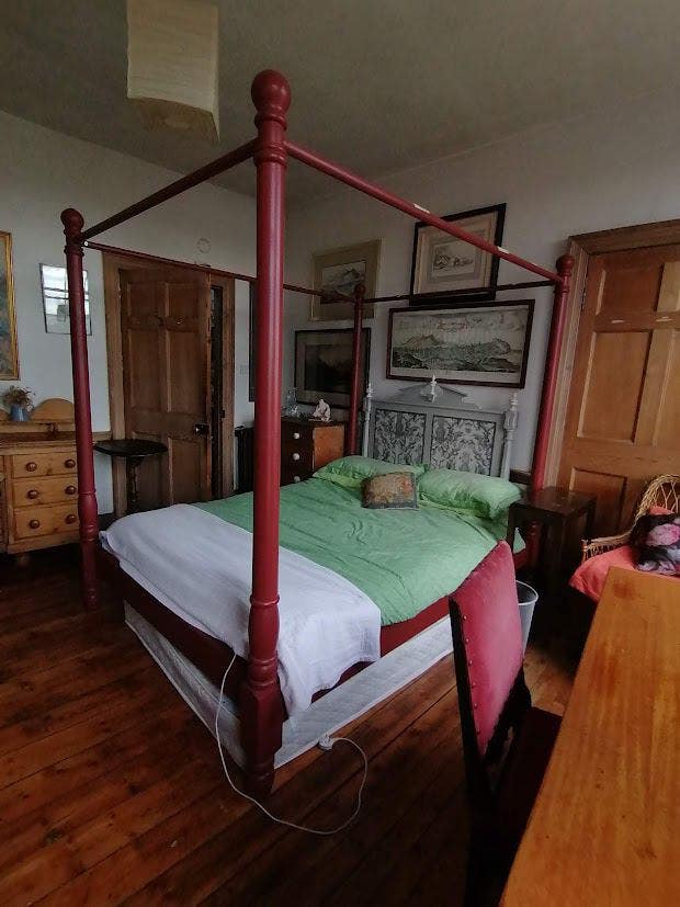 Room in Georgen Flat  Main Photo