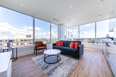 BRAND NEW apartment in Ealing! With good vibes Main Photo