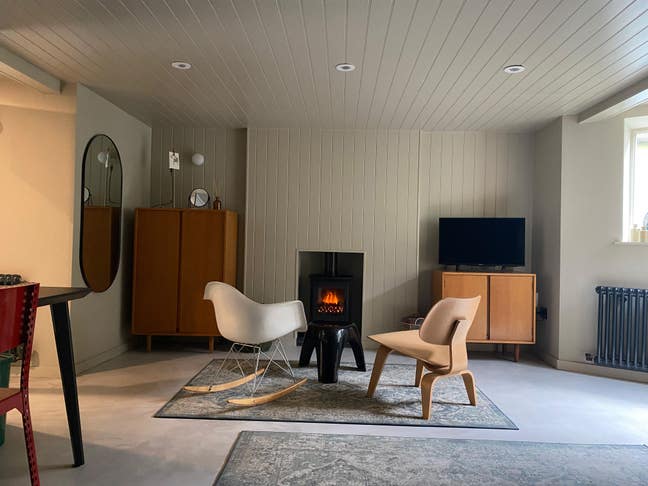 Studio Flat Bills included Main Photo