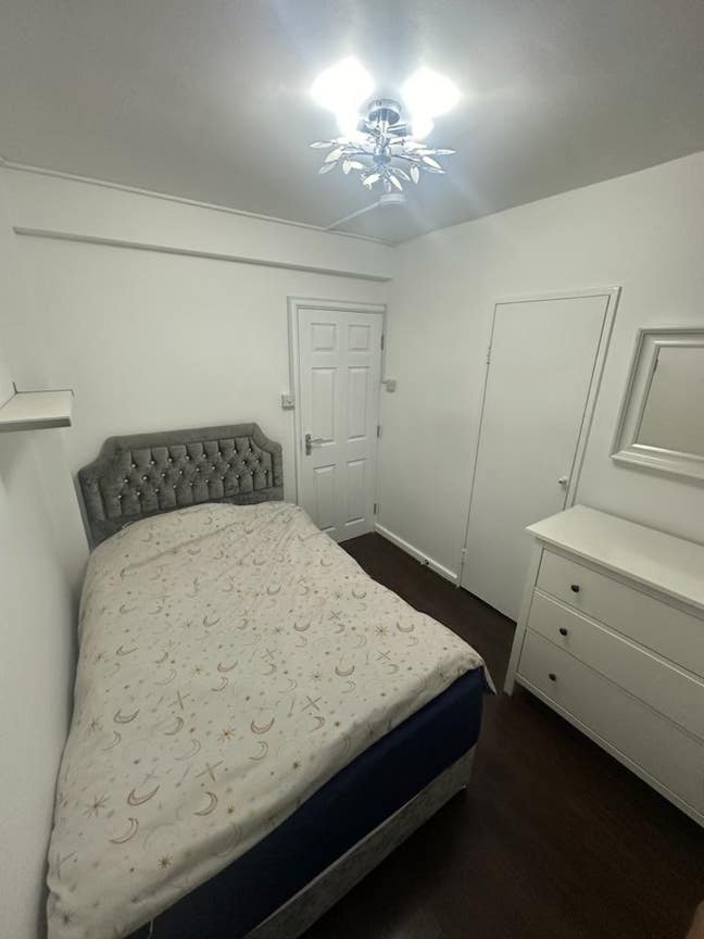 Furnished Double room in Mile end Main Photo