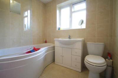 Furnished double room available Main Photo