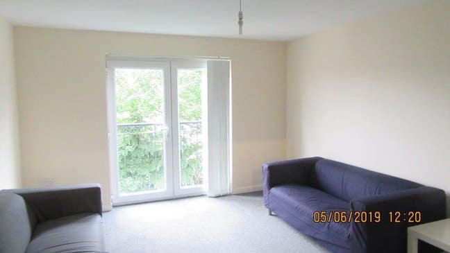 Room in Central spacious West end flat Main Photo