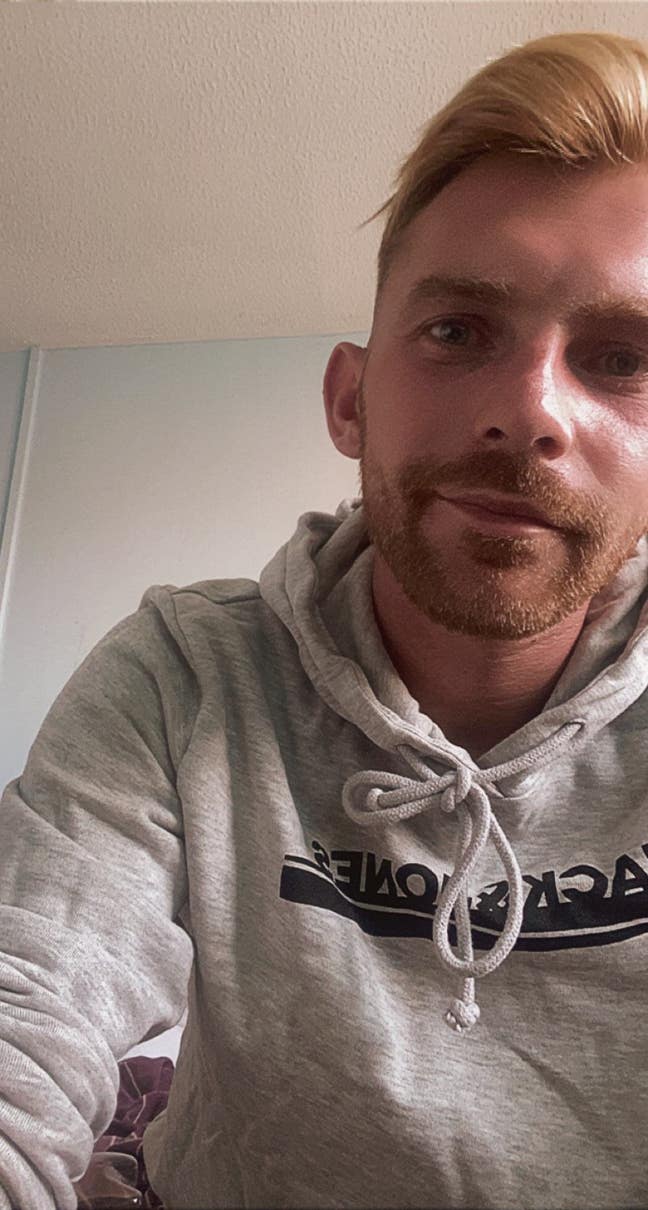 29 year old Male seeks a single or double room Main Photo