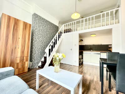 Studio - &pound;1900Pm ***Bills Included*** Main Photo