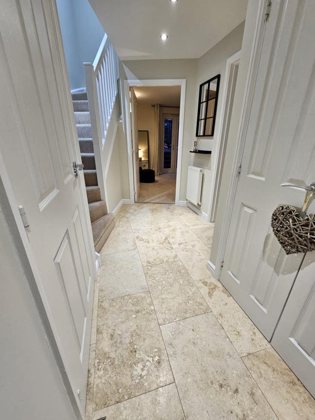 Lovely Double Bedrooms in sought after Old Town Main Photo