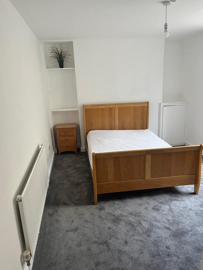 5 bed shared accommodation  Main Photo