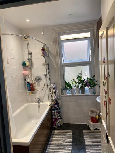 One double room in harrow Main Photo