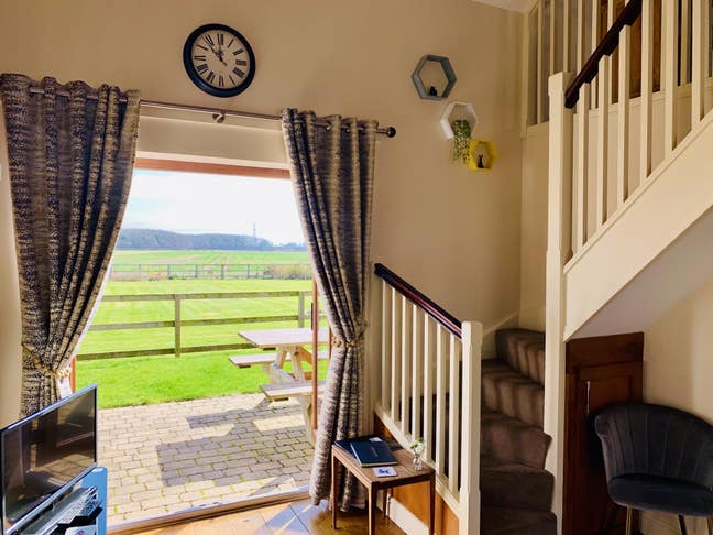Entire Home to Rent. Weekly Price. Farm Location. Main Photo