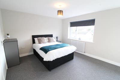 Large Double Ensuite Bramcote/Beeston  Main Photo