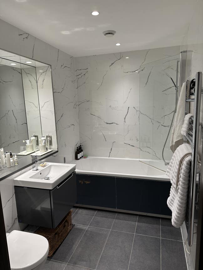 Amazing 1 bed flat all inc for short term let Main Photo