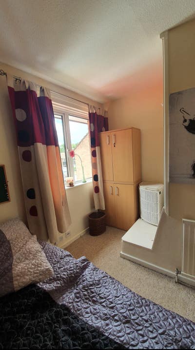 Room to rent  Main Photo