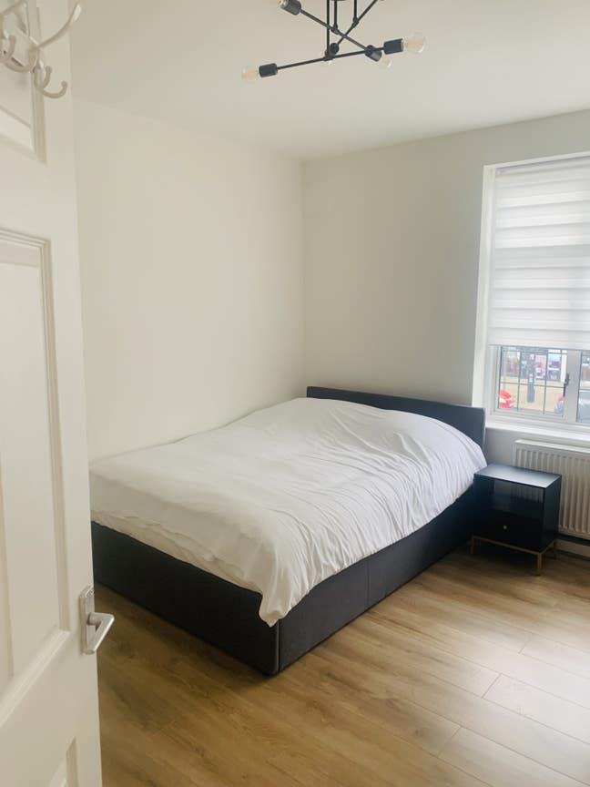 ✨ Huge Luxury Room | Bills Included Main Photo