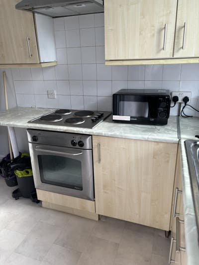 Large Double ,couples accepted &pound;599  Main Photo