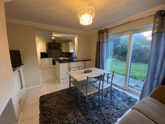 Great location for work and leisure Main Photo