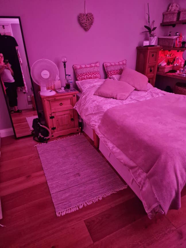 Double Room Englefield Green Bills incl. Main Photo