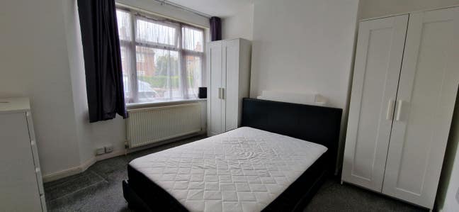 3 Double room In Harrow  Main Photo