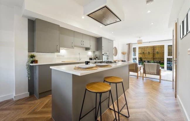 New house  Main Photo