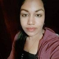 Professional Female seeks a single or double room Main Photo