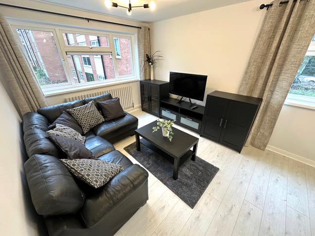 Stunning 2/3 bed flat in Edgbaston Main Photo