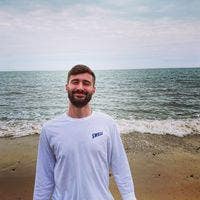 Professional Male seeks a double room Main Photo