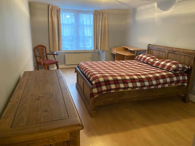 Large en-suite Room Dundee City Centre Main Photo