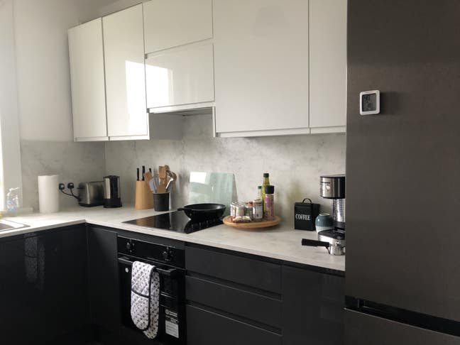 Bright, newly modernised 2 bed flat  Main Photo