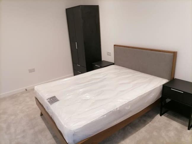 Nice room I All bills included I Stepney Green  Main Photo