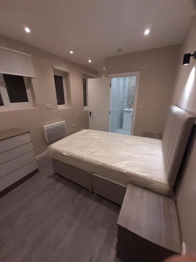 New Studio - 2.4 Miles Oxford Station at Cowley  Main Photo