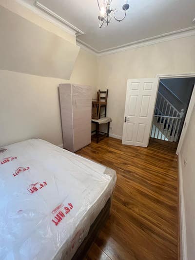 ***2 Rooms Available Now Streatham***  Main Photo