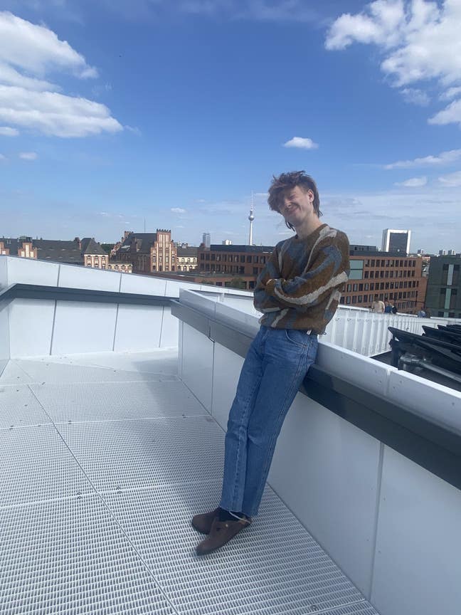 Looking for a Room in LDN - Sep25 Main Photo