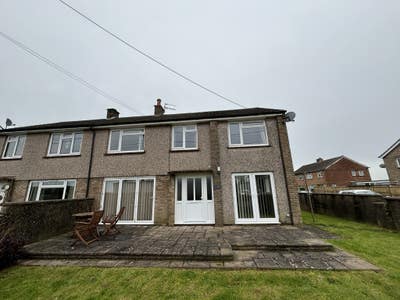 Shared House 5 mins walk to Bristol Airport Main Photo