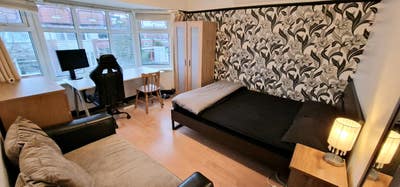 Safe Area | Large Rooms | Luxury King Beds & Desks Main Photo