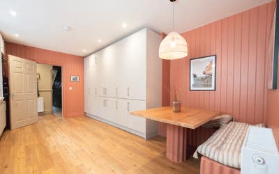 Beautiful Double Room - Lipson Road Main Photo