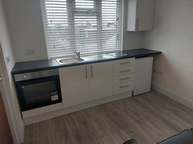 1 bed flat inclusive of bills Main Photo