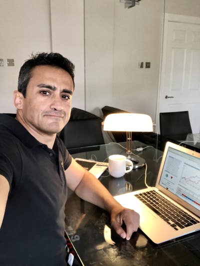 Professional man seeks a double room.  Main Photo