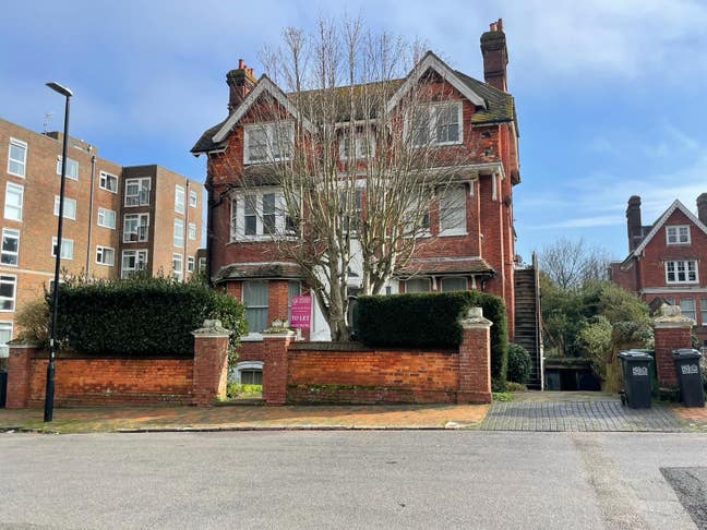 Rooms in a Flat Share - Granville Road, Eastbourne Main Photo