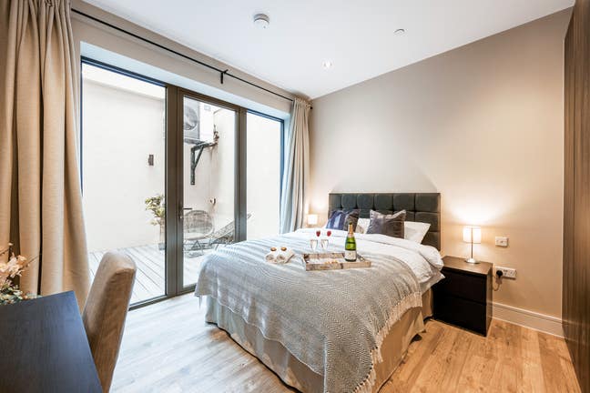 Luxury Brand New Double Room with Patio  Main Photo